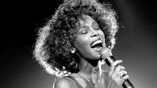 Новость:  Для души _______________________________ Уитни Хьюстон Whitney Houston Американская и мировая певица Уи тни Эли забет Хью стон 9