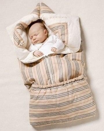 Вяжем:  ОДЕЯЛО ТРАНСФОРМЕР Хочу предложить вам сшить интересный вариант одеяла для малыша.