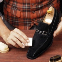 Уход за замшевой обувью или как правильно ухаживать за замшей в домашних условиях